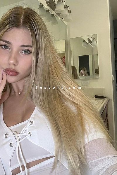 BELLE - Paris Escorts #1