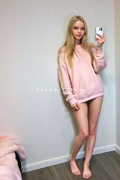Irma - Paris Escorts #3