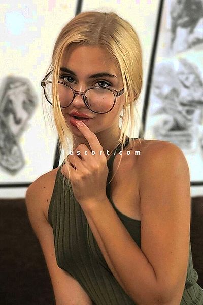 IRIDESSA - Escort Girl Paris #1