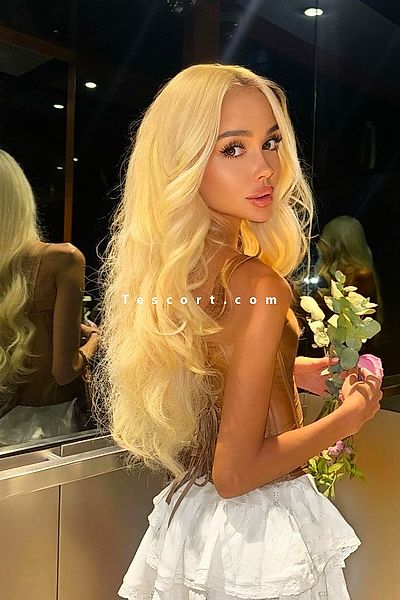 TAHIRA - Paris Escorts #7