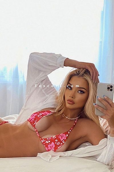 Olivia - Escort Girl Paris #1