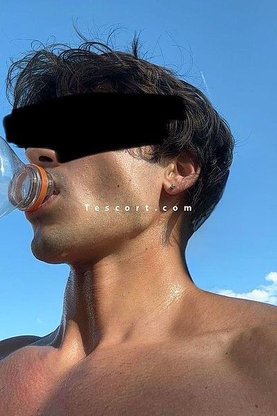 Leonardo - Escort Boy Paris #1