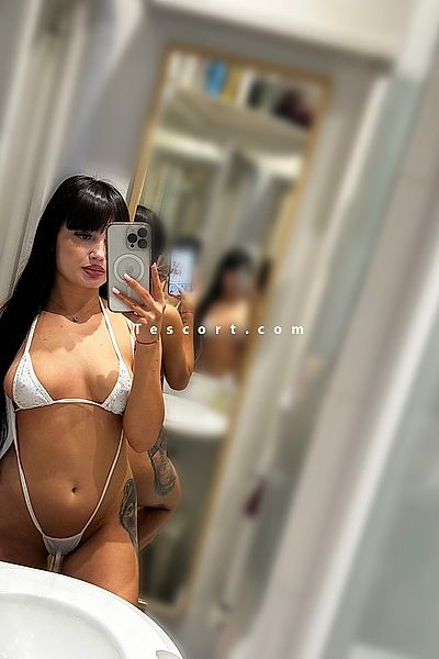 Flavia19 - Escort Girl Paris #3