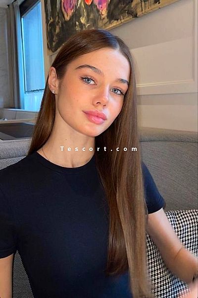Umka - Paris Escorts #3