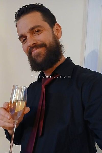 Joran - Aix-En-Provence Boy Escorts #5