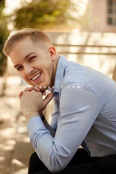 Edouard27 - Escort Boy Fontainebleau #2