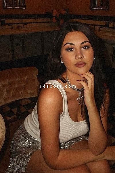 Deysi - Escort Girl Paris #2