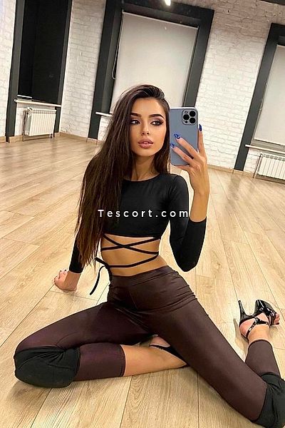 LARRY - Paris Escorts #1