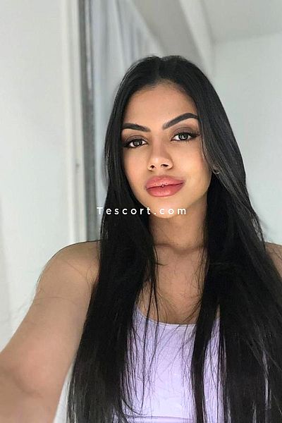 Alicia - Escort Girl Saint-Germain-en-Laye #12