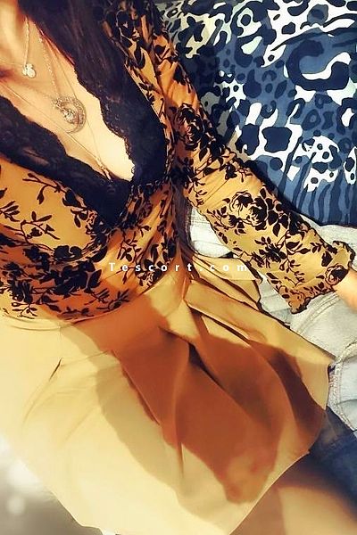 nao - La Roche-Sur-Yon Escorts #12