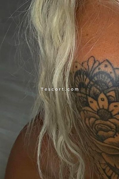 Viky - Escort Girl Bordeaux #3
