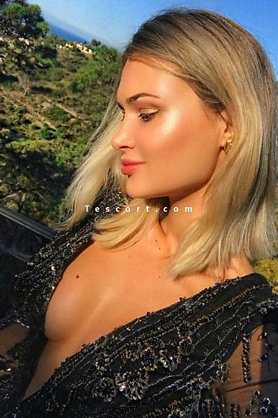 CHELSI - Paris Escorts #1