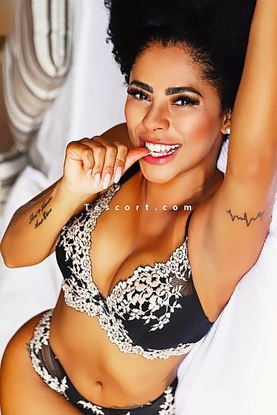 Bia carvalho Belle femme Brésilienne - Paris Escorts #1