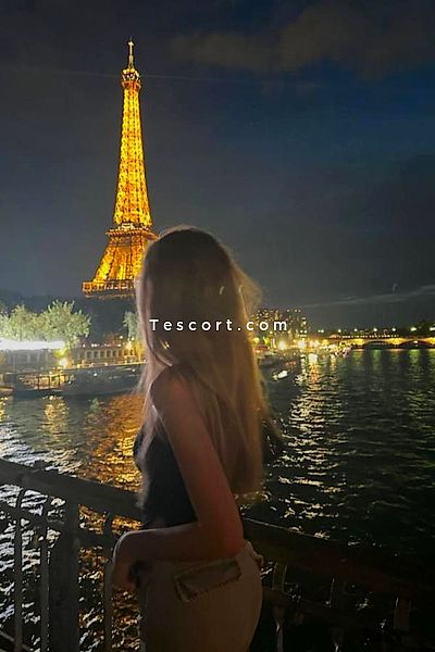 LUCY DUO LARA - Paris Escorts #17