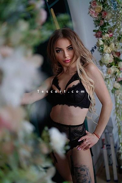 Lumi - Escort Girl Paris #9