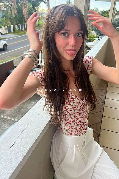 IZEYBLA - Escort Girl Paris #8