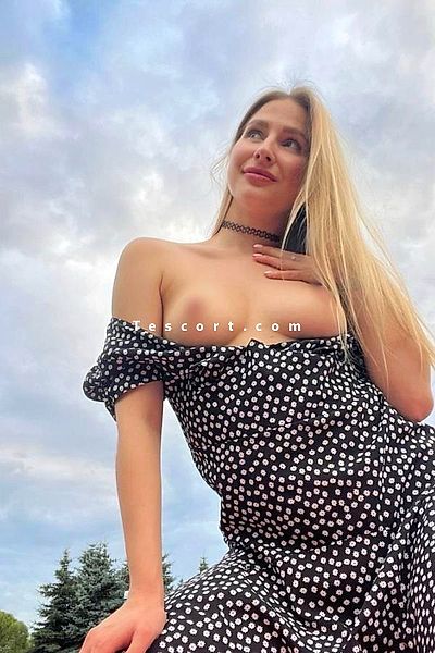 Ariana - Escort Girl Paris #1