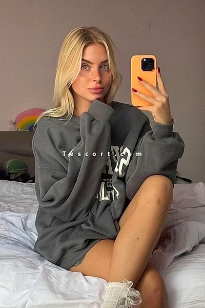 MIDGE - Paris Escorts #2