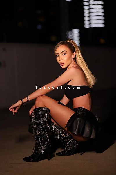 Pietra Mancini - Paris Trans Escorts #2