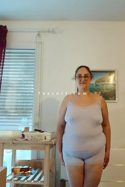 Puteamoi - Aix-En-Provence Escorts #3