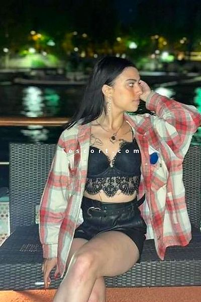 Bonita75000 - Paris Escorts #6