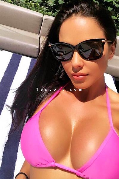 Laura - Saint Tropez Escorts #2