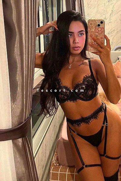 Carolle - Lyon Escorts #10