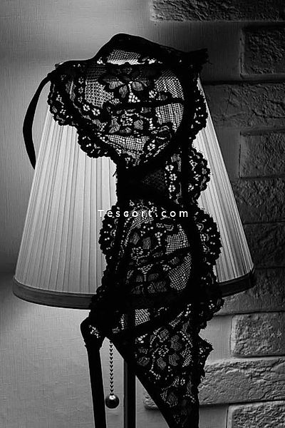 Kreen - Escort Girl Paris #5