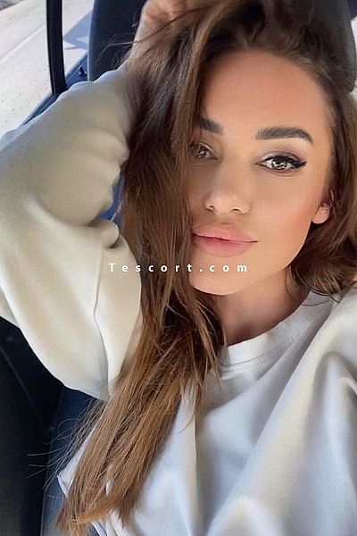 Noemie RealPhoto - Escort Girl Paris #2