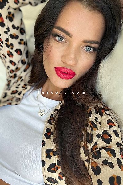Alice - Escort Girl Paris #2