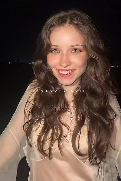 HILLARY and TORI - Paris Escorts #3