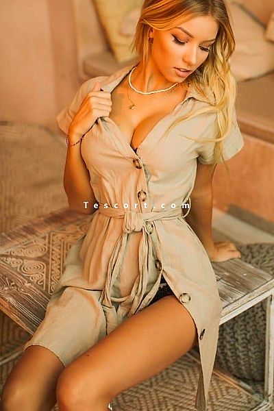 VICTORIA - Paris Escorts #17