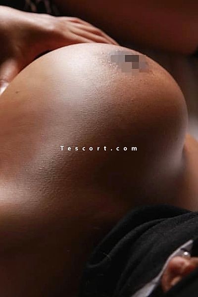 Blacklicious - Paris Escorts #1