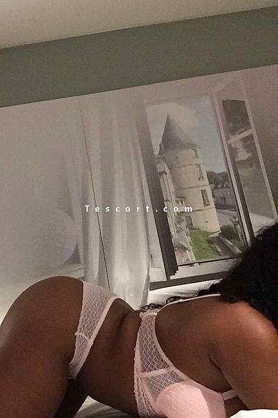 Madrina - Paris Escorts #8