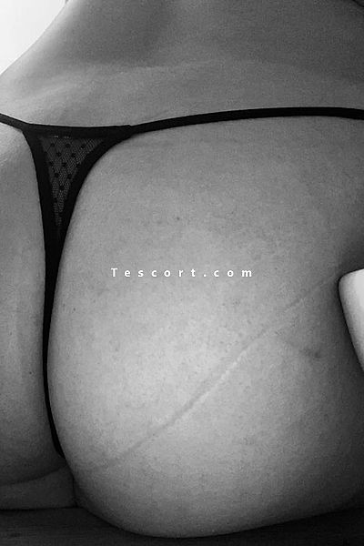 Noemie - Escort Girl Marseille #8