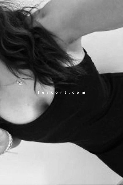 Melina deplacement - Paris Escorts #1