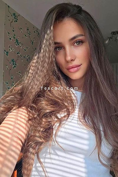 ANGIE - Paris Escorts #1