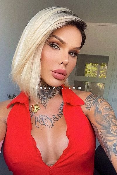 CLARA LIMA MISS LATEX - Escort Trans Paris #3