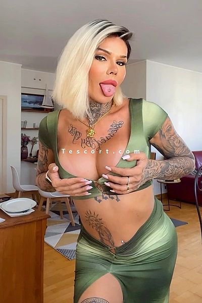 CLARA LIMA MISS LATEX - Escort Trans Paris #2