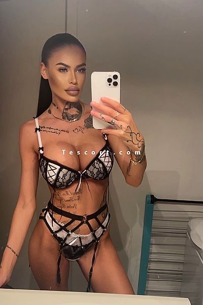 Celine - Escort Girl Aix-En-Provence #3