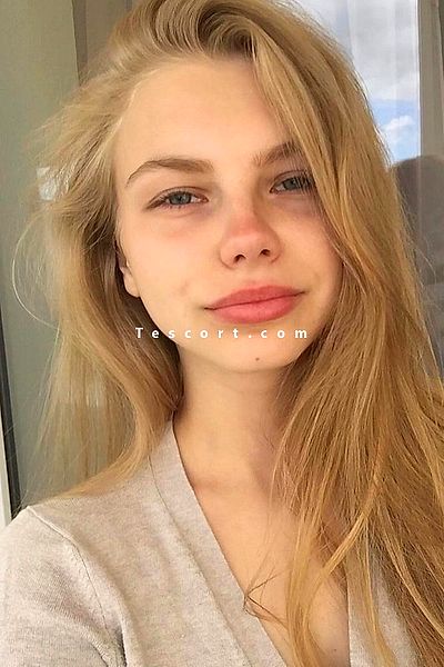 CHASE - Escort Girl Paris #1