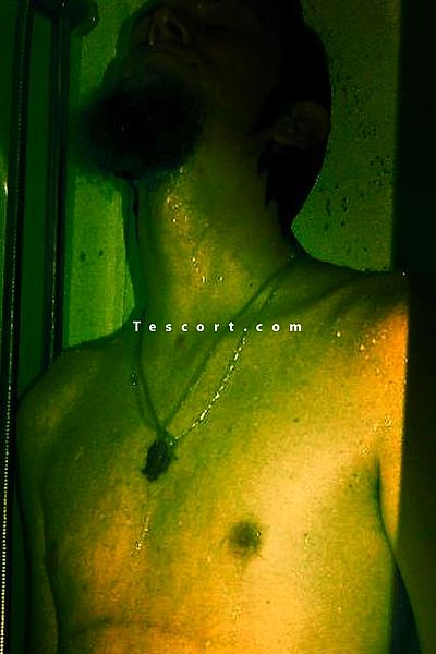 Kevin - Escort Boy Brive-la-Gaillarde #1