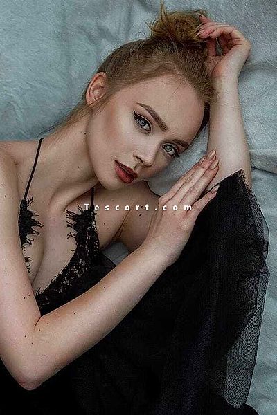 Anna - Escort Girl Paris #17