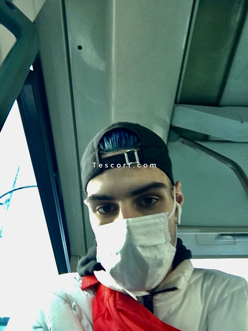 Escort boy MGB GAY TTBM en Paris - Tescort