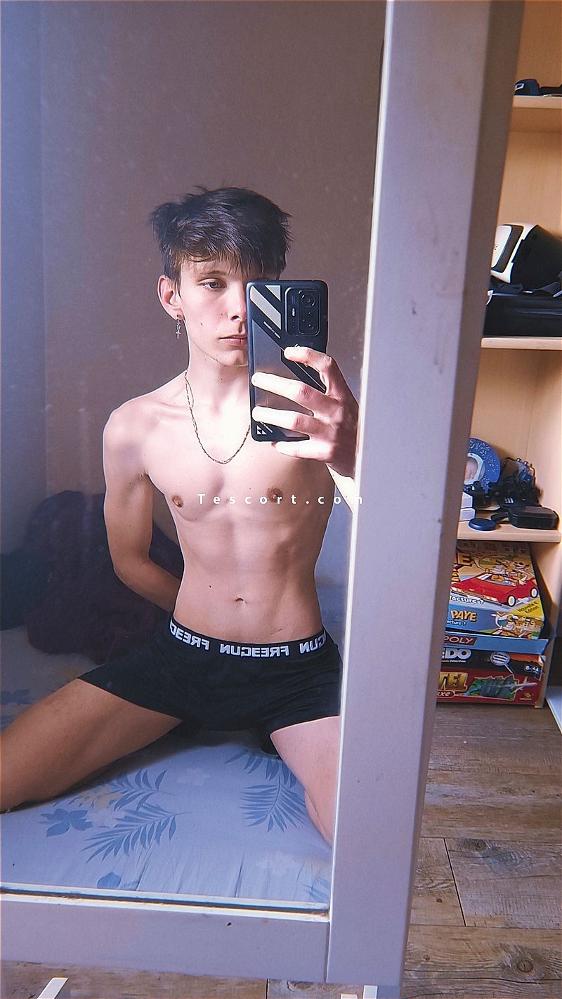 Escort boy Tristan en Toulouse - Tescort